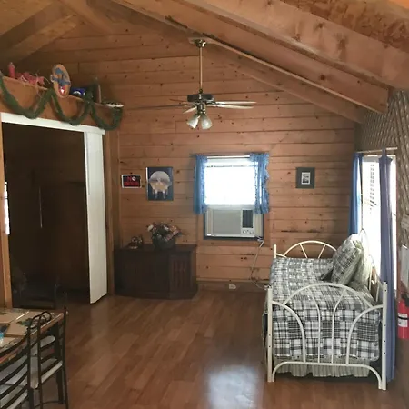 A Peace Of Heaven Cabins And Rv Vanderpool Exterior photo